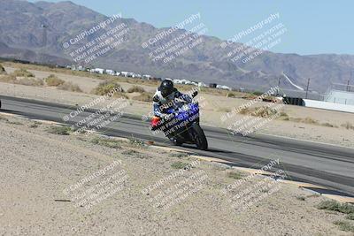 media/Oct-30-2025-Racers Edge (Thu) [[dabbdaf680]]/3-B Group/Session 3 (Turn 15 Inside)/